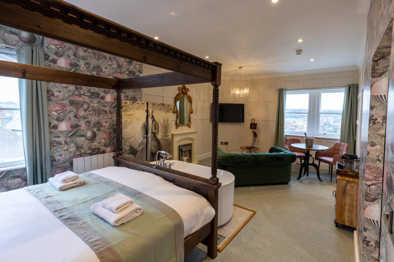 The Resolution Hotel Whitby Exteriér fotografie